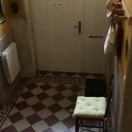 House Lafeugere Boutan * Лектур